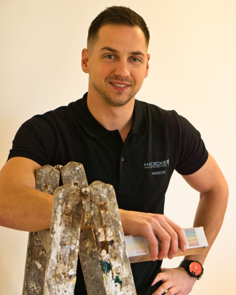 Malerfachbetrieb Hädecke bei Renovierungsarbeiten im Innenbereich